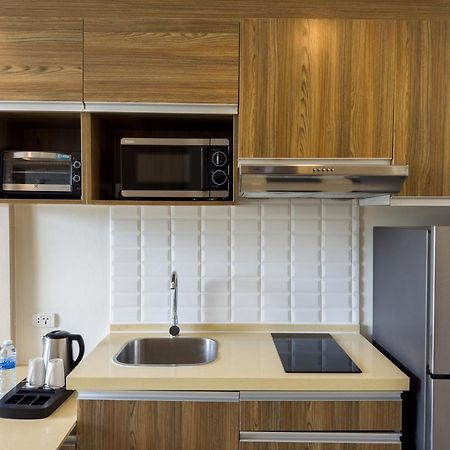 Ramada By Wyndham Bangkok Ten Ekamai Residences מראה חיצוני תמונה