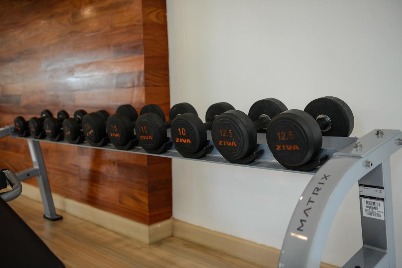 Ramada By Wyndham Bangkok Ten Ekamai Residences מראה חיצוני תמונה