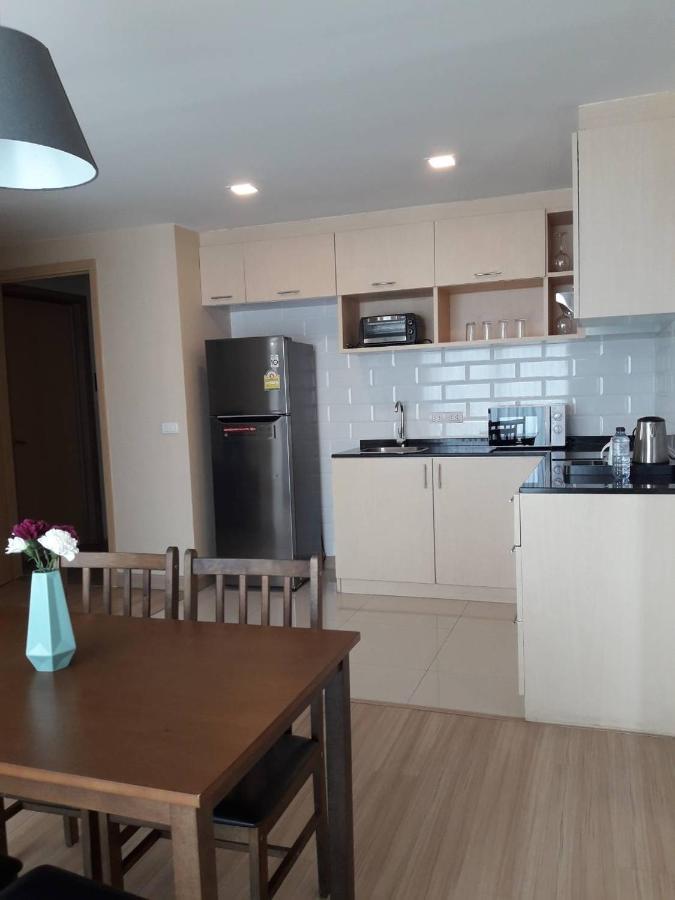Ramada By Wyndham Bangkok Ten Ekamai Residences מראה חיצוני תמונה