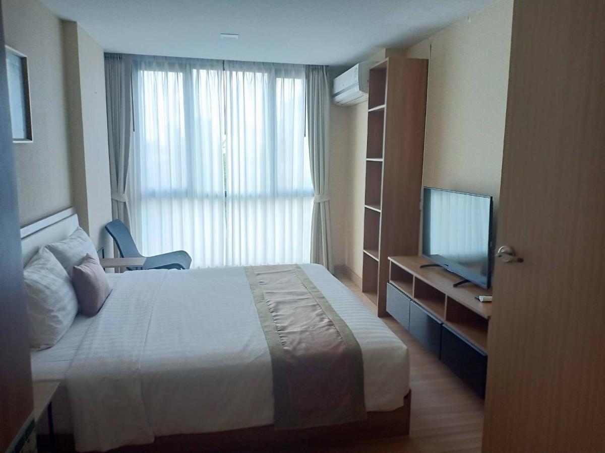 Ramada By Wyndham Bangkok Ten Ekamai Residences מראה חיצוני תמונה